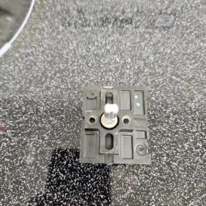 Infinite Switch GE Range - WB24X25013   *used**