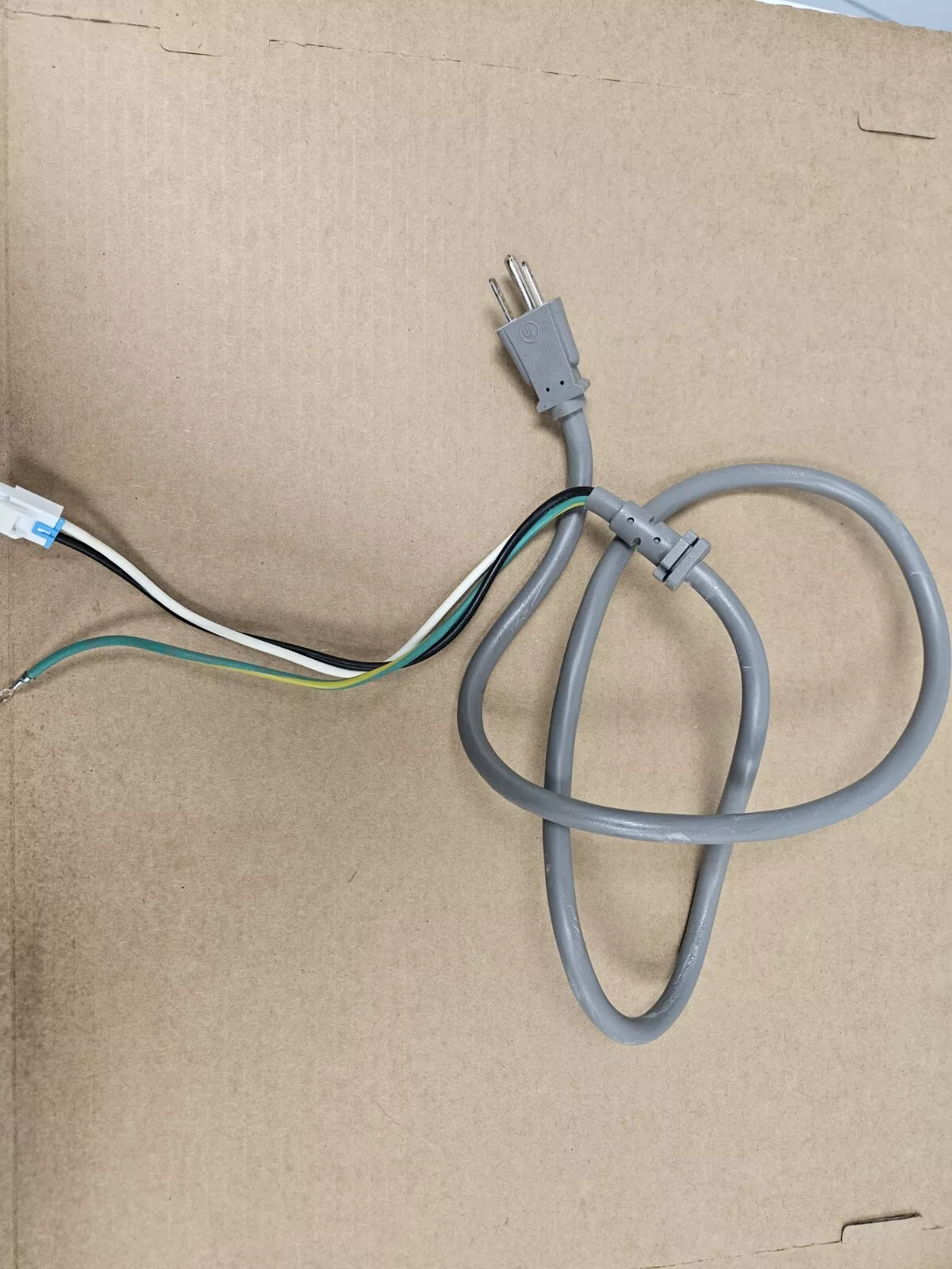 GE Microwave Power Cord - WB18X10442 *used**