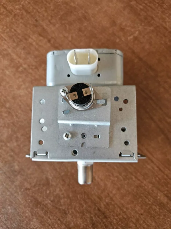 Ge Microwave Magnetron WB26X23320  *used**