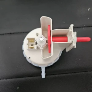 Whirlpool Washer Pressure Switch  -  WPW10268911   *used**