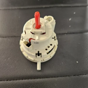 Whirlpool Washer Pressure Switch   -  W10337780  *used**