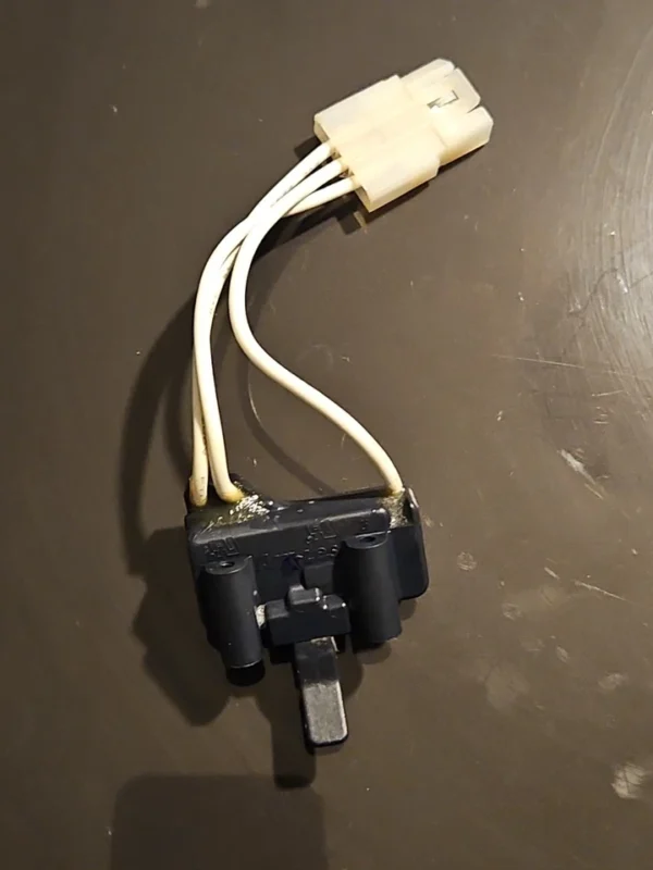 Whirlpool Dryer Door Switch -   WP3406107  *used**