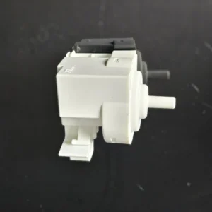 Electrolux Washer Pressure Switch  -  5304505436  *used**