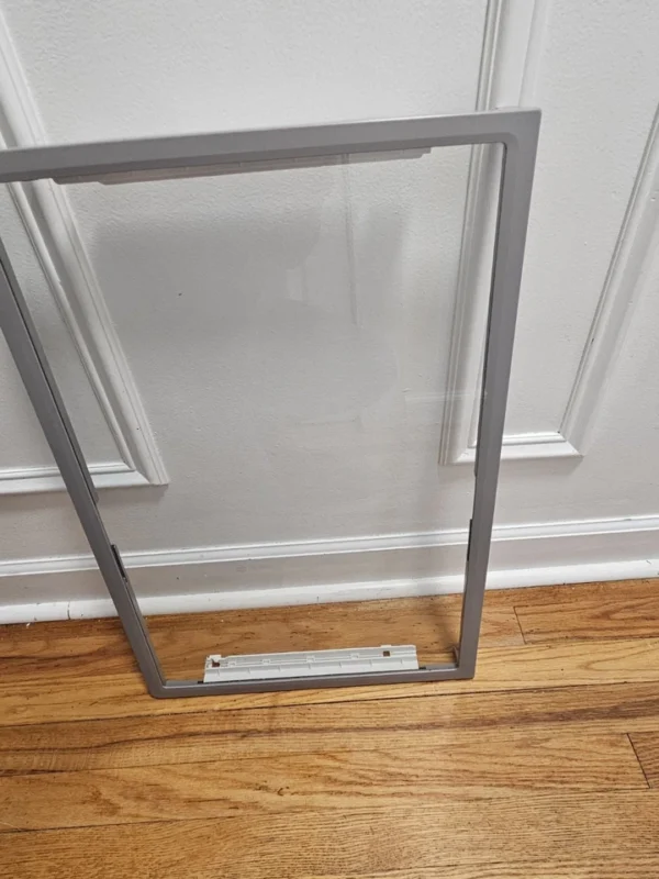 Whirlpool Maytag Refrigerator Refrigerator Glass Shelf  -   WPW10704017  *used**