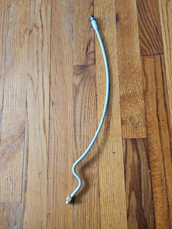 GE Refrigerator Water Tube Lead  -  WR02X13774   *used**
