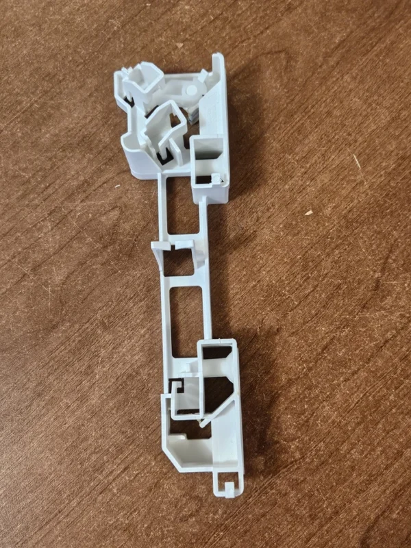 Samsung Microwave Body Latch No Switches   -  DE96-00414A  *used*