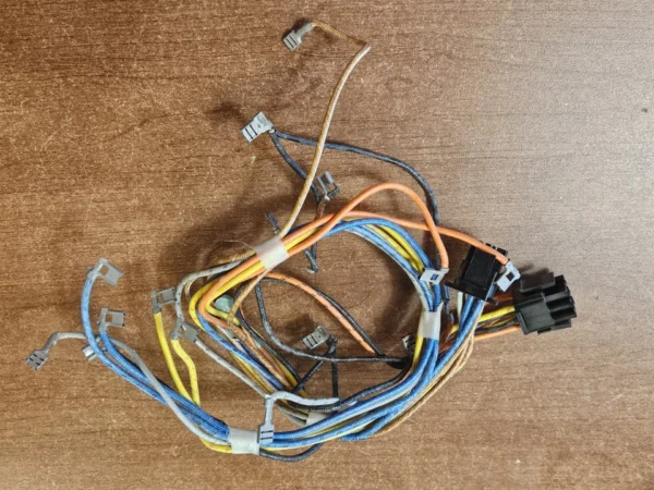 GE Range Top Burner Wire Harness  -  WB18T10060  *used*