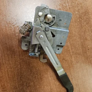 GE Stove Oven Door Lock Latch Assembly -  WB14T10007  *used*