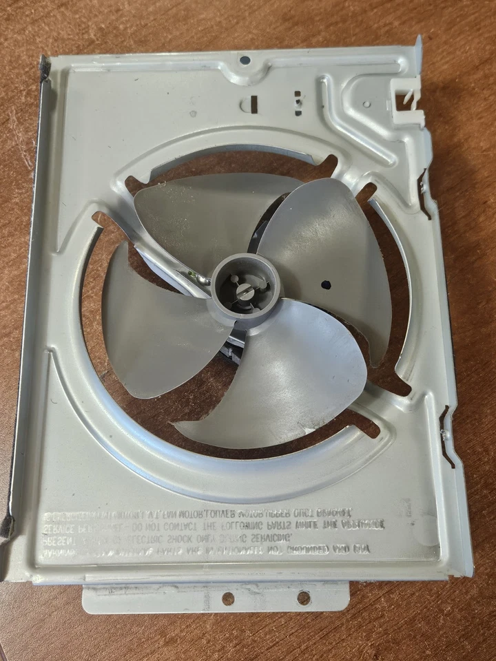 Samsung Microwave Cooling Fan Motor Assembly  –  DE94-02367E  *used*