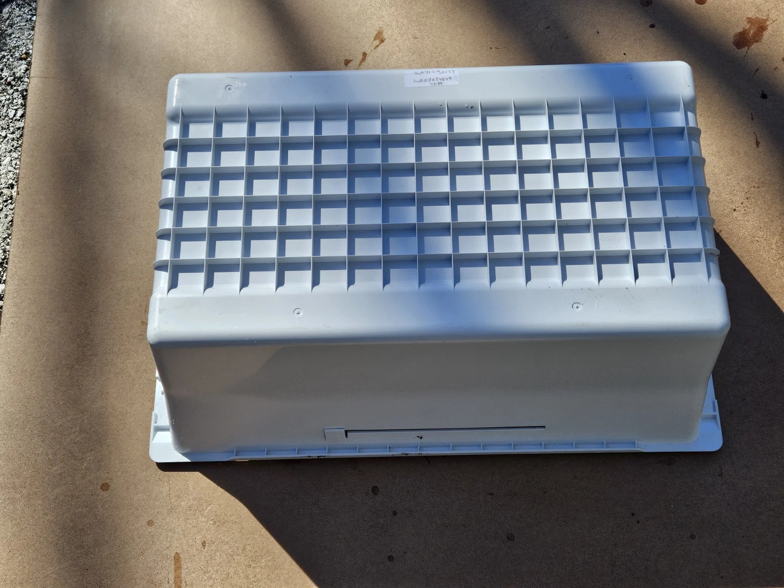 GE Refrigerator Freezer Basket  –   WR71X30122  *used*