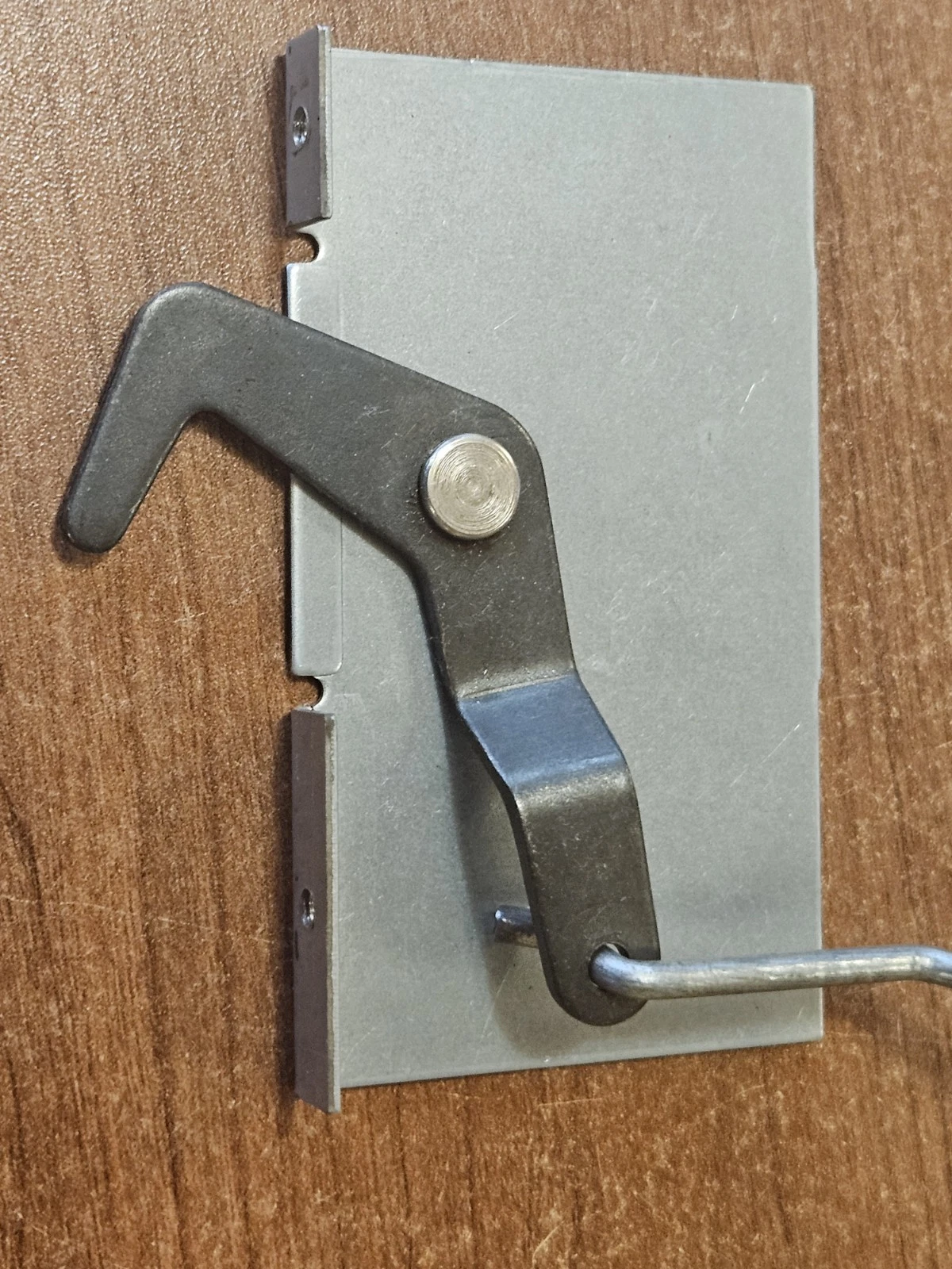 Frigidaire Range Oven Latch & Rod    –  316405800   316203500  *used*