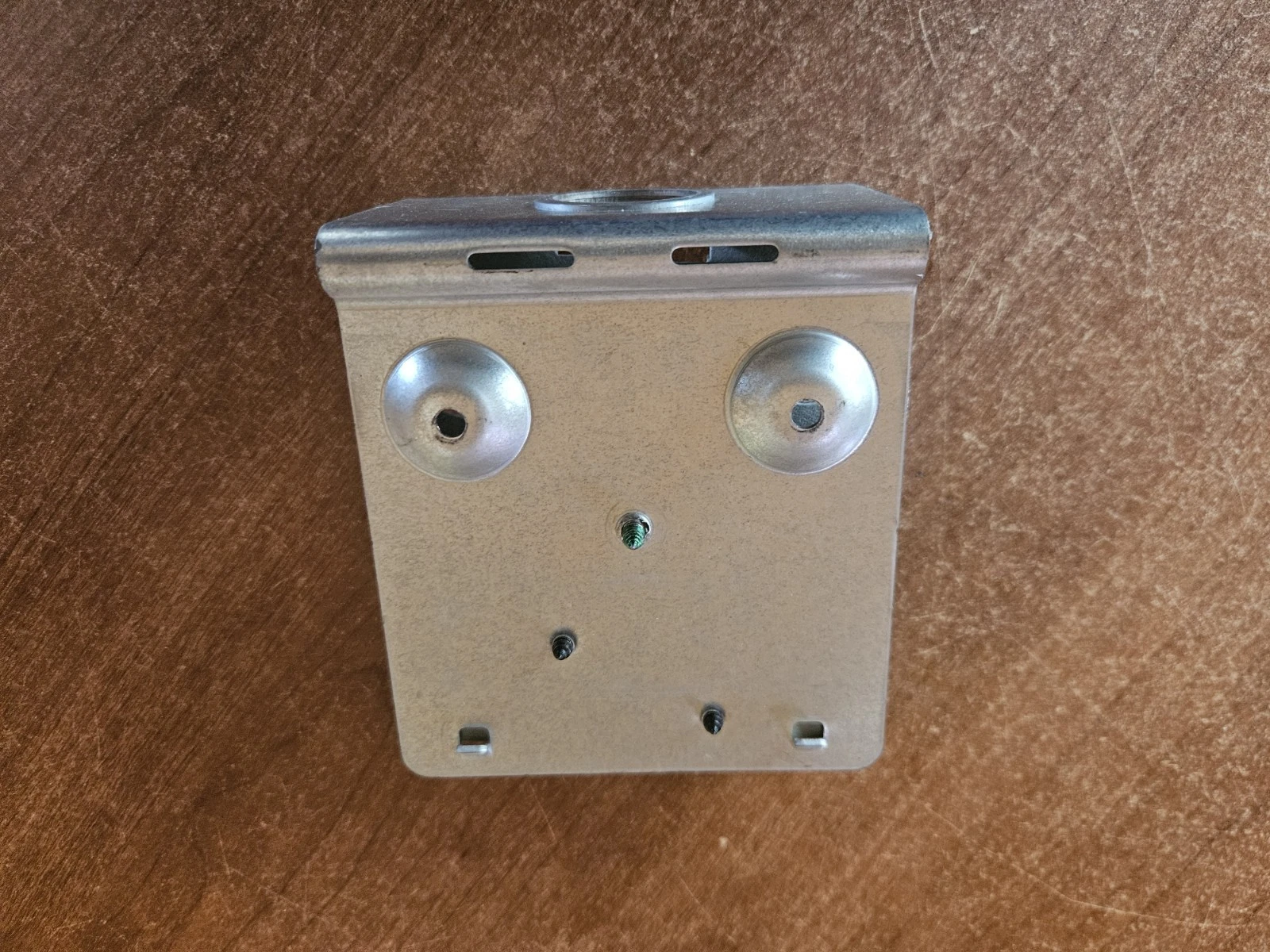 GE Range Stove Terminal Block & Bracket    –   WB17T10011  WB17T10022   *used*