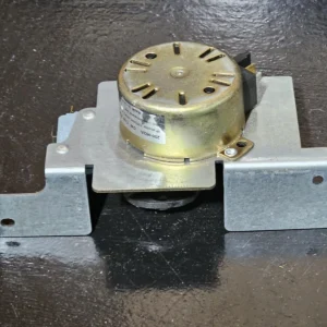 Frigidaire Range Oven Door Latch Motor   -  5304528973  *used*